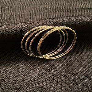 SILVER TONE BANGLE BRACELETS